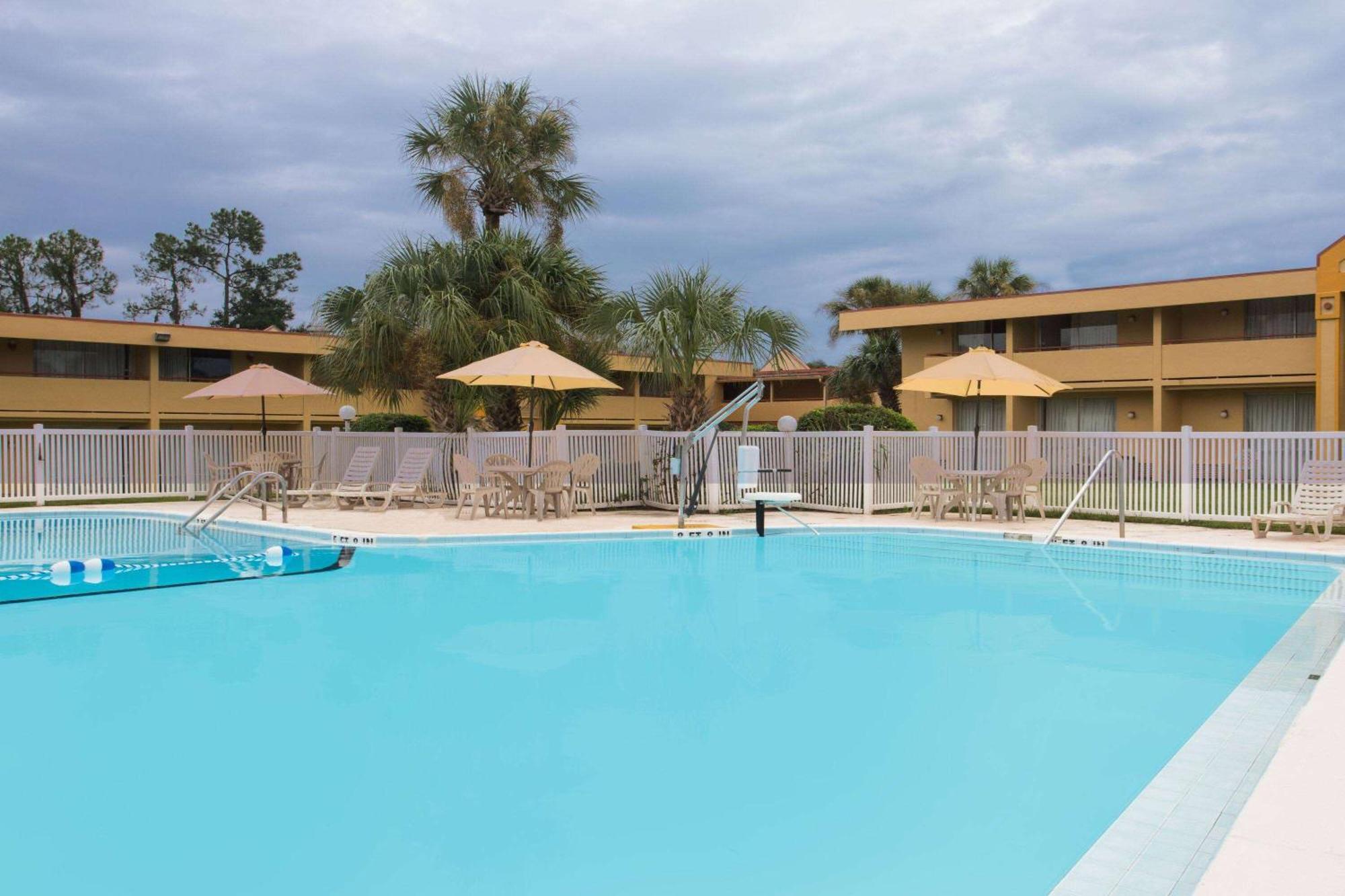 Days Inn By Wyndham Ocala North Luaran gambar